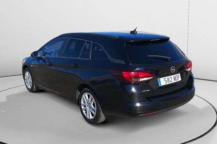 Usado Opel Astra Business Elegance 122 CV (89 kW) 2020
