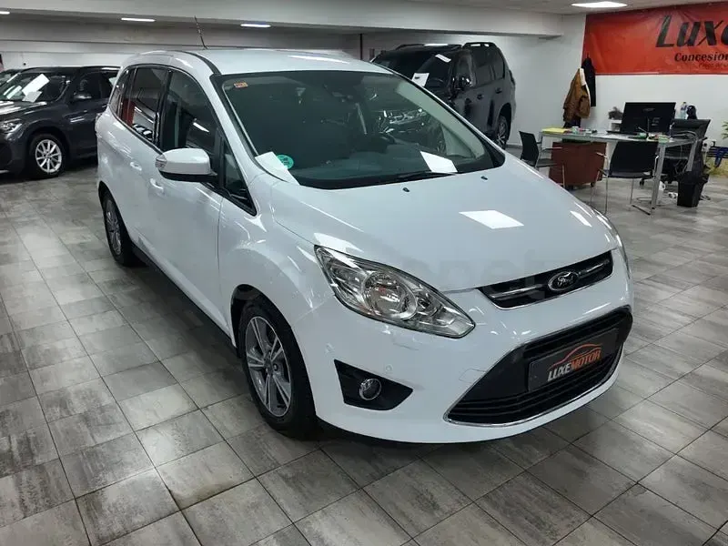 Usado Ford C-MAX Trend 125 CV (91 kW) 2014 Blanco Monovolumen