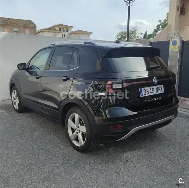 Usado VW T-Cross Advance 115 CV (84 kW) 2019 Negro SUV