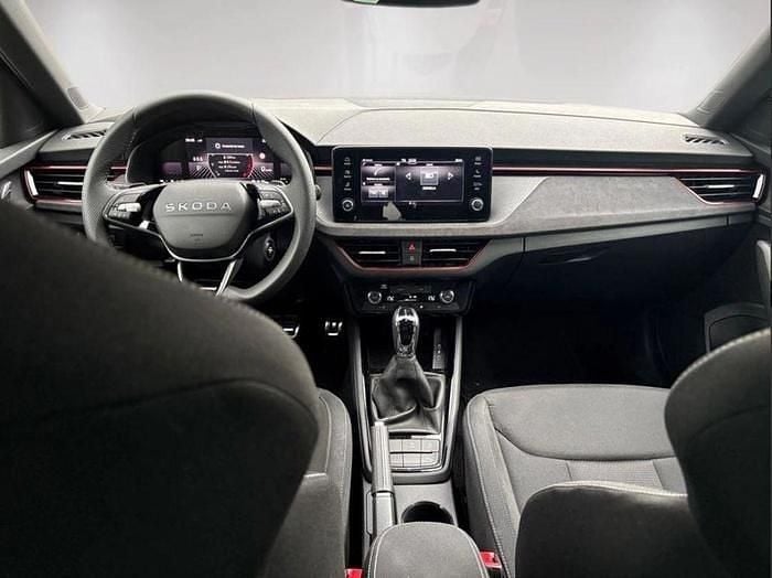 Usado Skoda Kamiq 115 CV (84 kW) 2024 Negro SUV