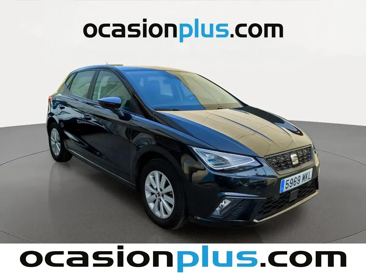 Usado Seat Ibiza Style 110 CV (80 kW) 2023 Negro Utilitario