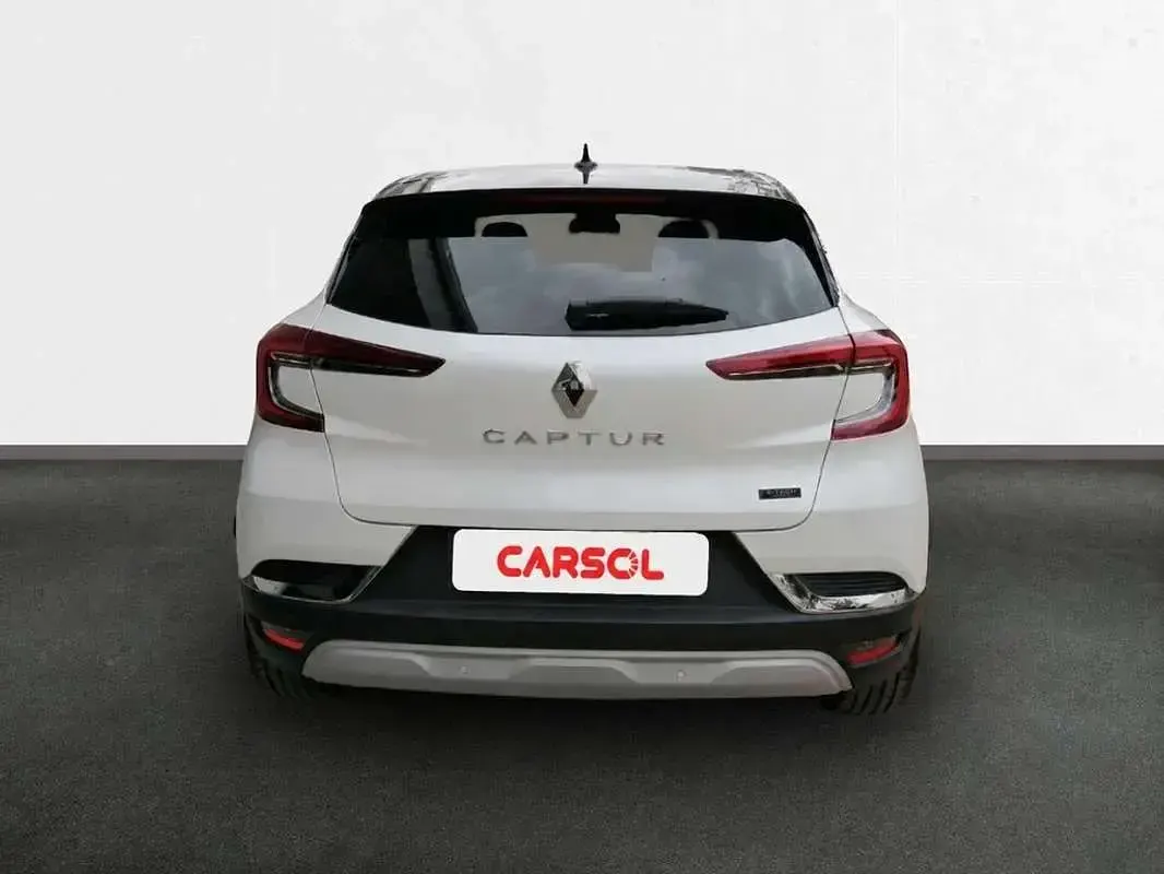 Usado Renault Captur Zen 143 CV (105 kW) 2023 Blanco SUV