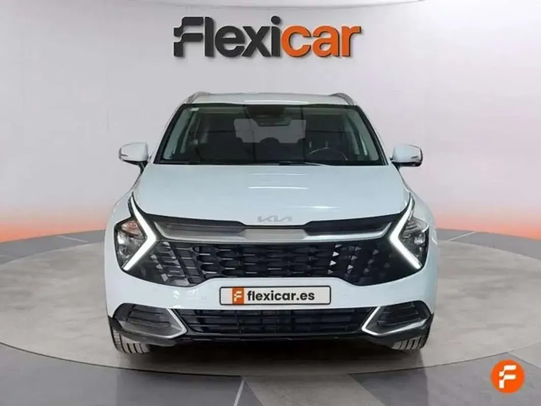 Usado Kia Sportage 136 CV (100 kW) 2023 Blanco SUV