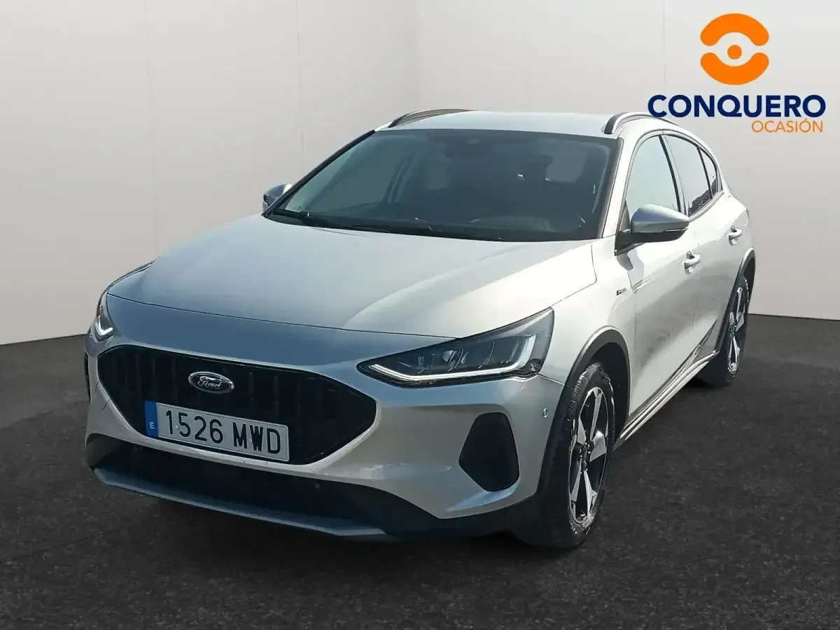 Usado Ford Focus Active 155 CV (114 kW) 2024 Gris / plata Berlina