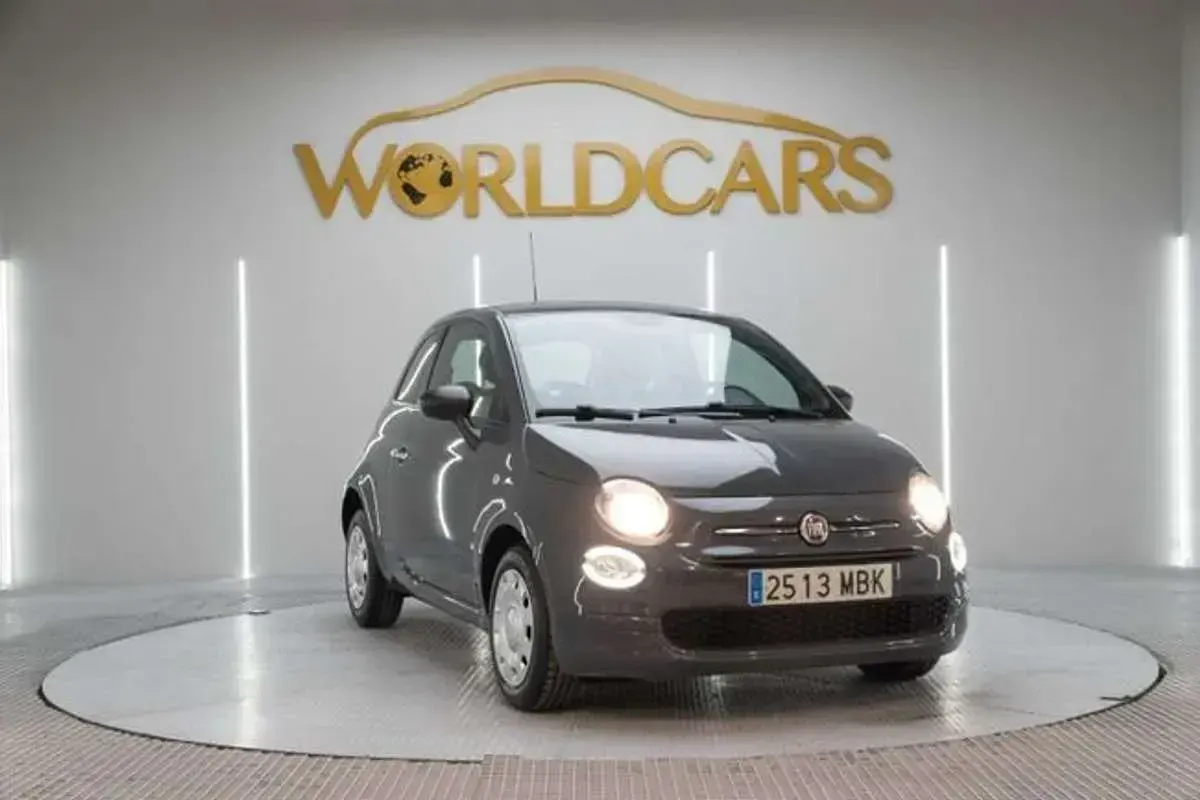 Usado Fiat 500 69 CV (50 kW) 2022 Gris Berlina