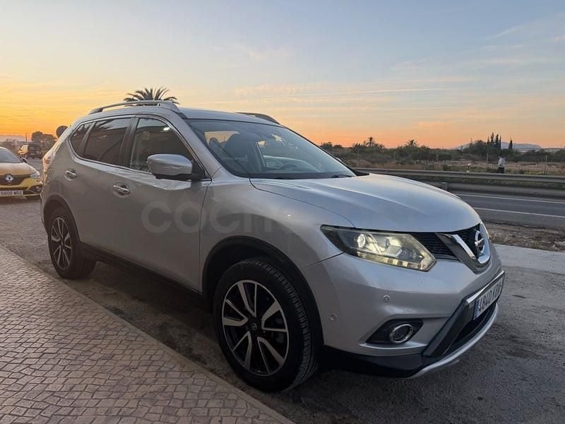 Usado Nissan X-Trail Tekna 130 CV (95 kW) 2017 Gris / plata SUV