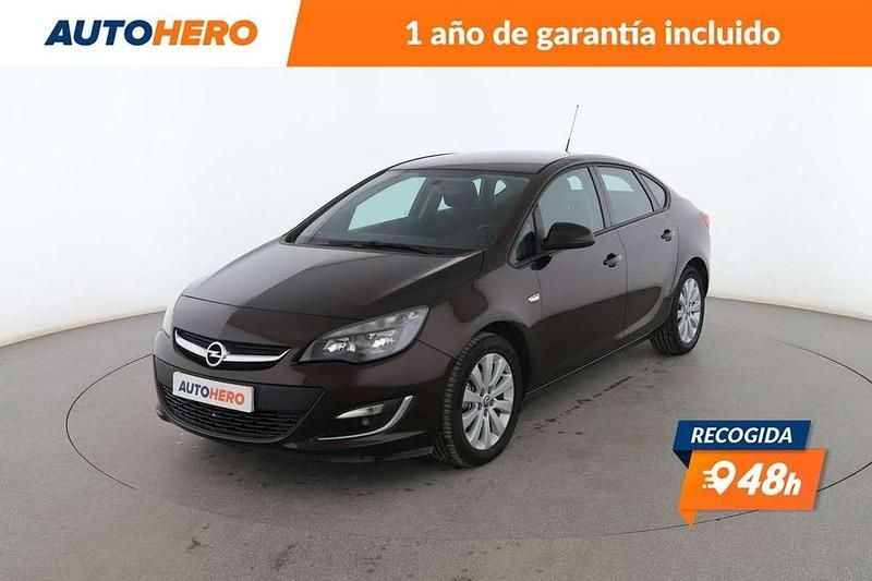 Marrón Usado 2014 Opel Astra Excellence Berlina | 8599 € (Precio justo) - Imagen 1/3