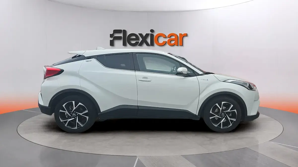 Usado Toyota C-HR Active 122 CV (89 kW) 2019 Blanco SUV