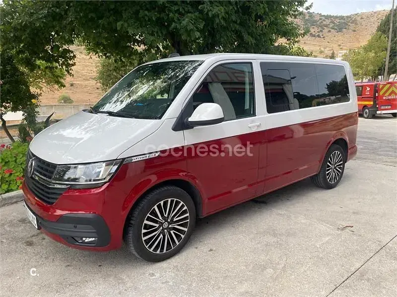 Usado VW Multivan 150 CV (110 kW) 2022 Blanco Monovolumen