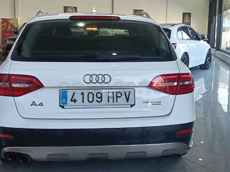 Usado Audi A4 Allroad 177 CV (130 kW) 2014 Blanco Familiar