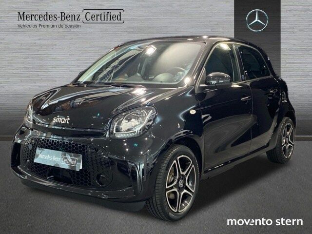 Negro Usado 2020 Smart ForFour Electric Drive Passion Berlina | 12.900 € (Precio justo) - Imagen 1/4