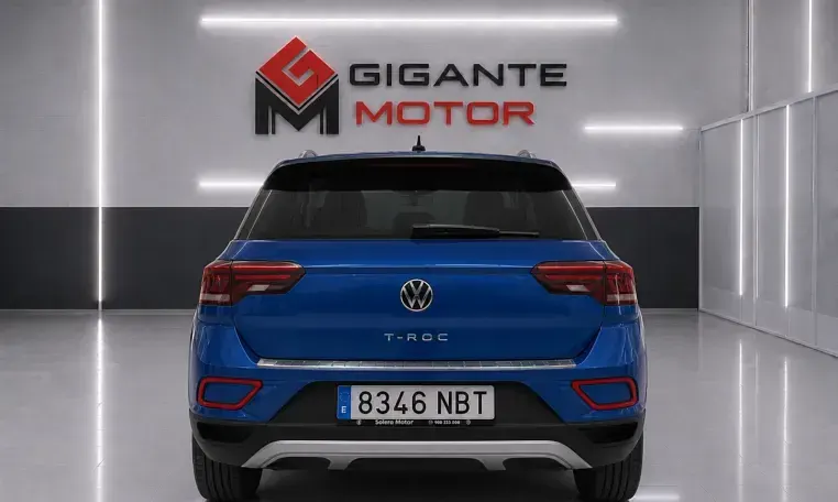 Usado VW T-Roc 150 CV (110 kW) 2025 Azul metalizado SUV