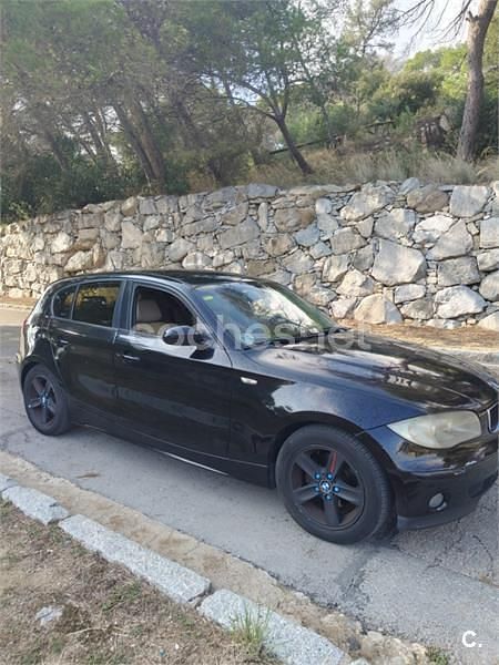 Negro Usado 2005 BMW 118 Utilitario | 3700 € (Buen precio) - Imagen 1/4