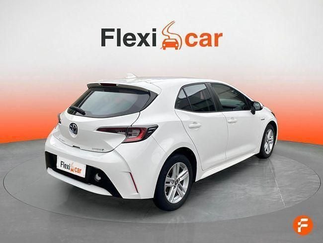 Usado Toyota Corolla Active 122 CV (89 kW) 2019 Blanco Berlina