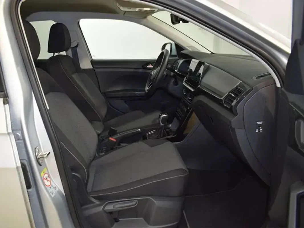 Usado VW T-Cross 116 CV (85 kW) 2025 Gris SUV
