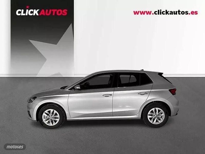 Usado Skoda Fabia Selection 115 CV (84 kW) 2025 Plateado Utilitario