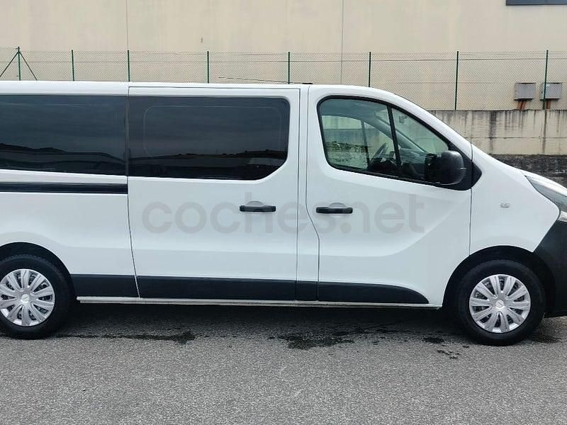 Usado Opel Vivaro 125 CV (91 kW) 2017 Blanco Monovolumen