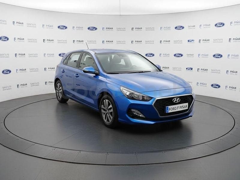 Usado Hyundai i30 GO! 95 CV (69 kW) 2019 Azul Berlina