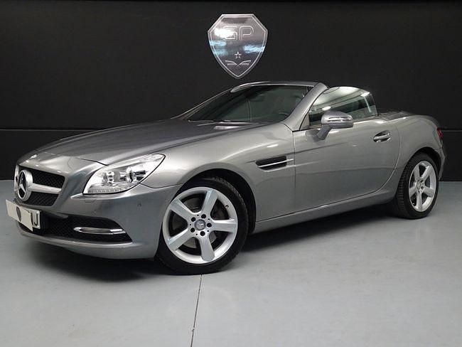 Usado Mercedes SLK250 204 CV (150 kW) 2013 Gris claro Descapotable