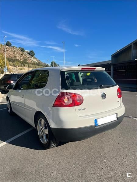 Usado VW Golf VI GT 105 CV (77 kW) 2008 Blanco Utilitario