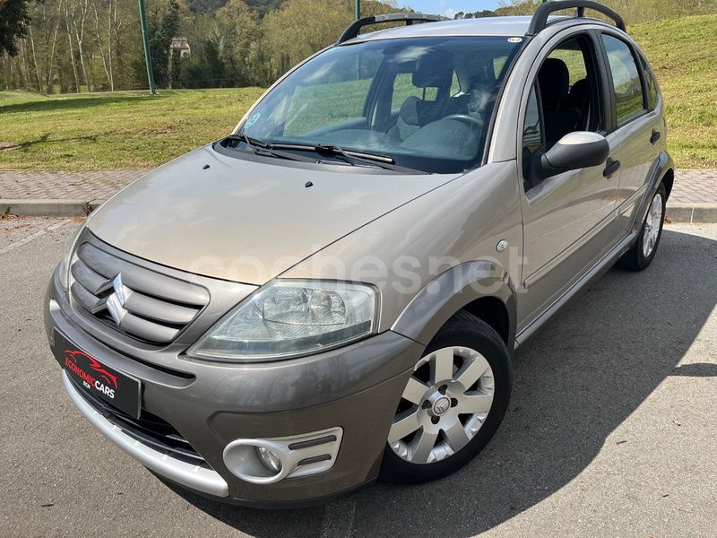 Beige Usado 2006 Citroën C3 XTR Utilitario | 4900 € (Un poco caro) - Imagen 1/4