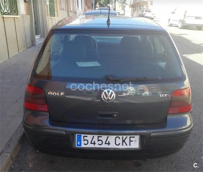 Usado VW Golf IV GTI 150 CV (110 kW) 2003 Gris / plata Berlina