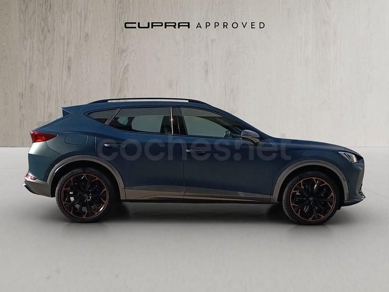 Używany Cupra Formentor VZ 245 KM (180 kW) 2023 Niebieski SUV