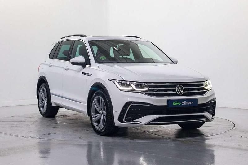 Usado VW Tiguan R-line 150 CV (110 kW) 2021 Blanco SUV