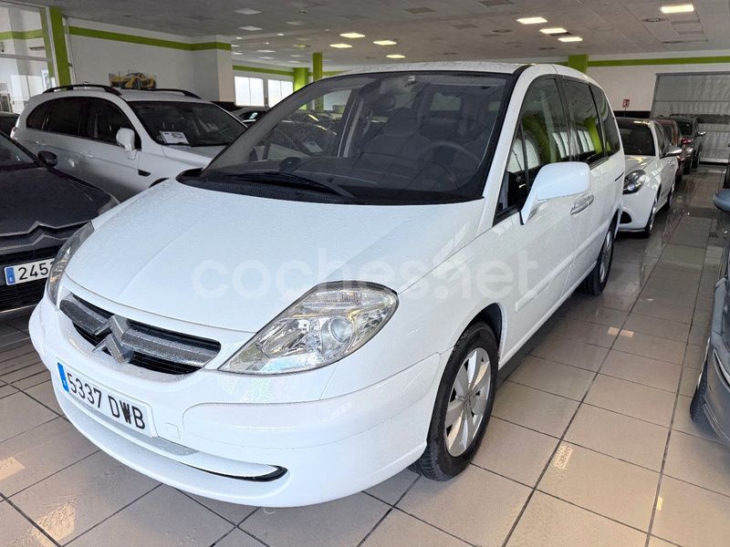 Blanco Usado 2006 Citroën C8 Monovolumen | 5990 € - Imagen 1/4