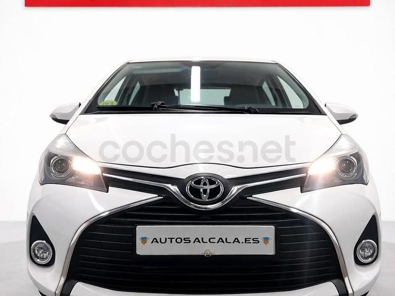 Usado Toyota Yaris Active 90 CV (66 kW) 2014 Blanco Utilitario