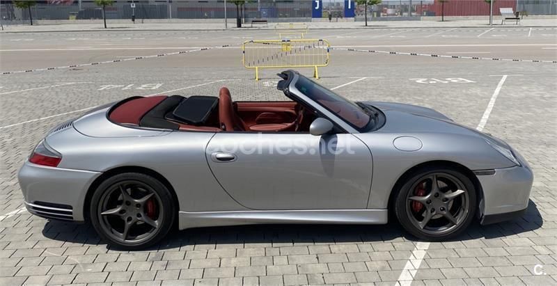 Gris / plata Usado 2003 Porsche 911 Carrera 4S Cabriolet Descapotable | 44.900 € - Imagen 1/4