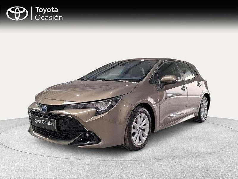 Usado Toyota Corolla Active 141 CV (103 kW) 2024 Marrón Berlina