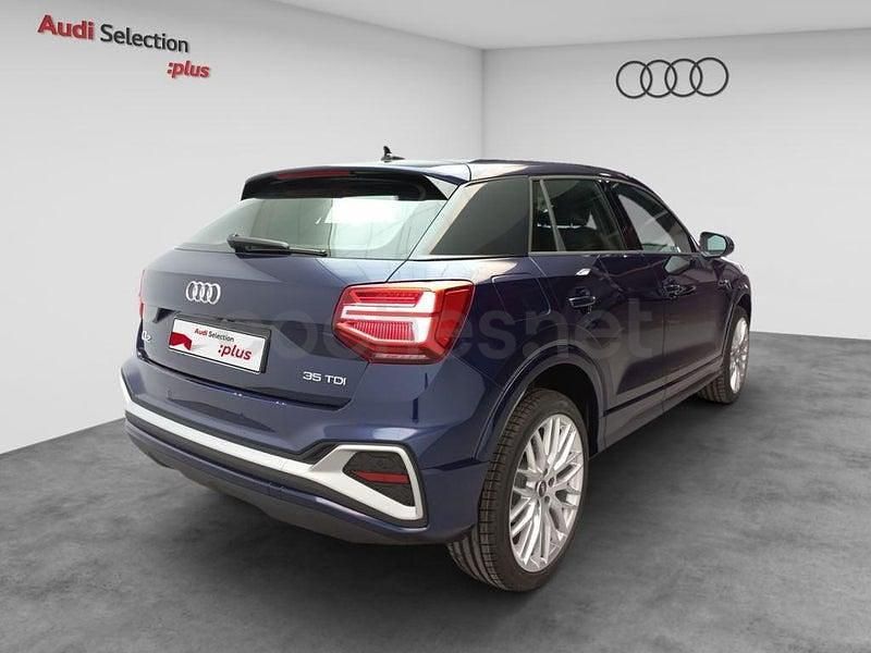 Usado Audi Q2 Ambiente 150 CV (110 kW) 2025 Azul SUV