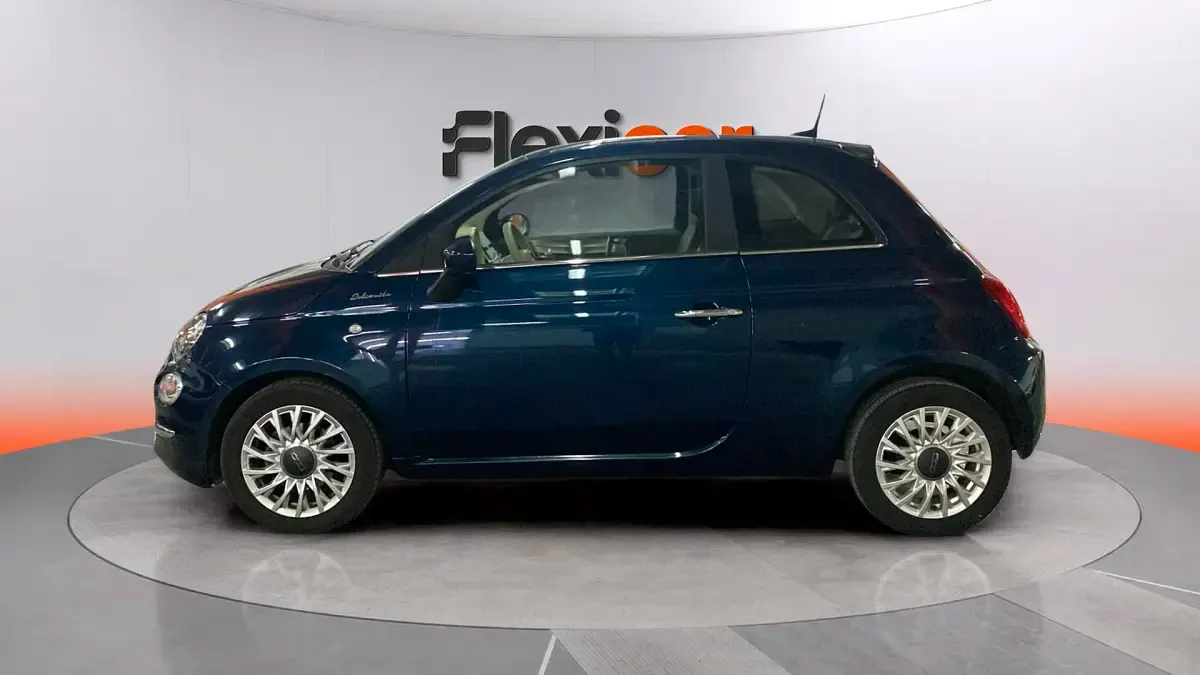 Usado Fiat 500 Dolcevita 71 CV (52 kW) 2021 Azul Berlina