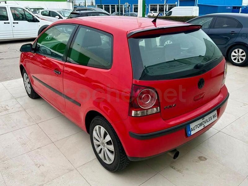 Usado VW Polo Advance 75 CV (55 kW) 2010 Rojo Utilitario
