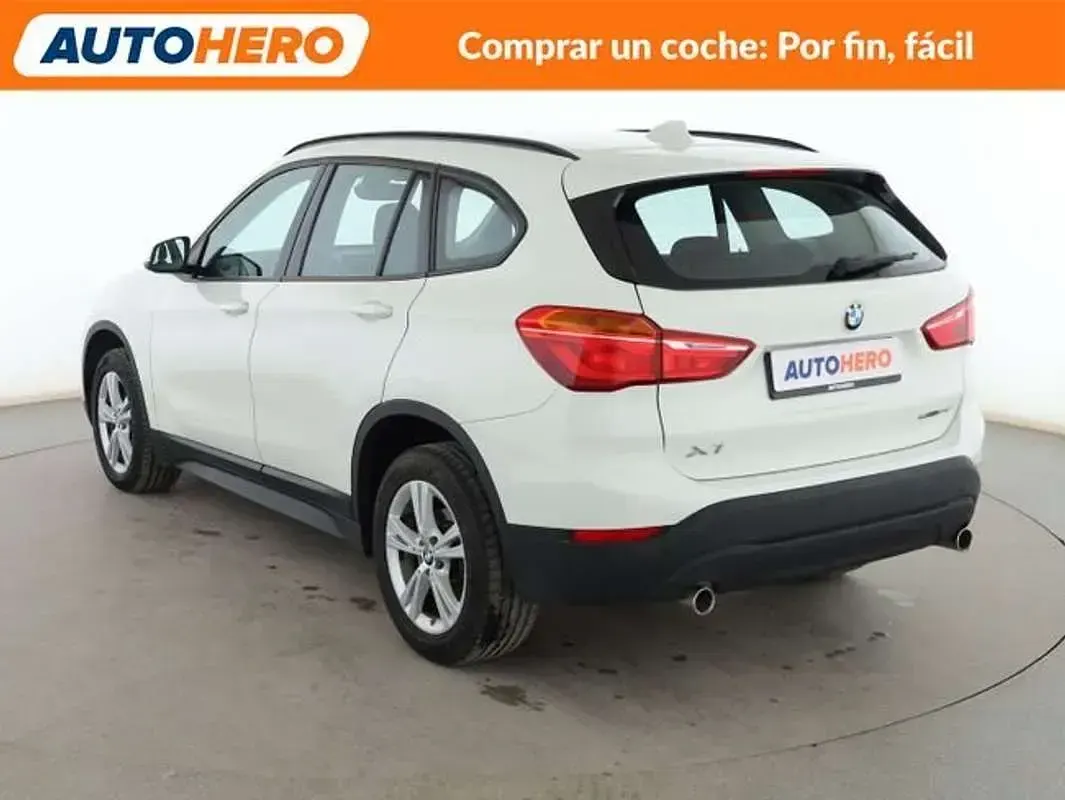 Usado BMW X1 Comfort Edition 150 CV (110 kW) 2018 Blanco SUV