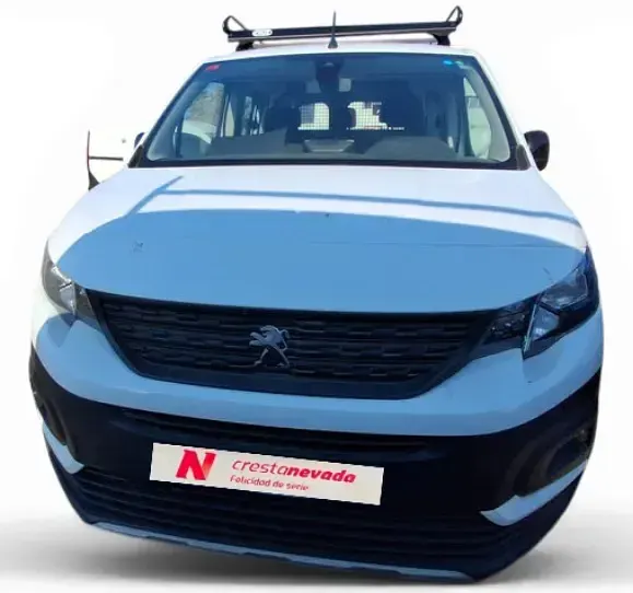 Usado Peugeot Rifter Business-Line 100 CV (73 kW) 2023 Blanco Monovolumen