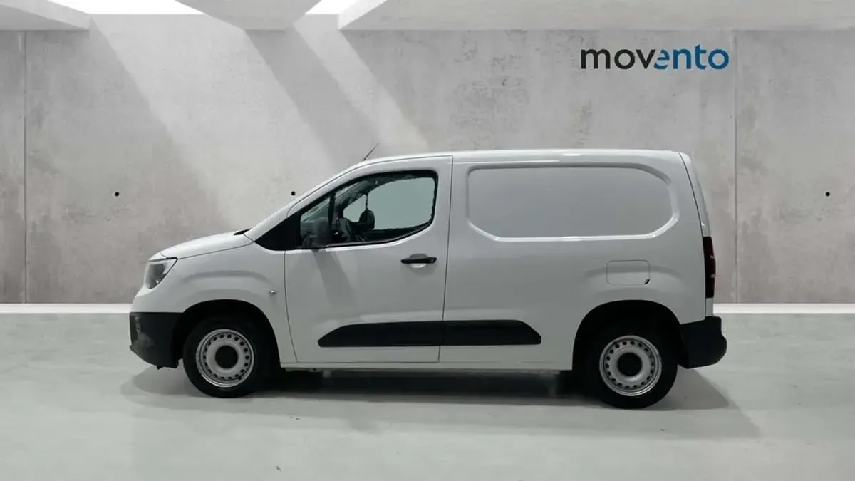 Usado Opel Combo Life Expression 102 CV (75 kW) 2019 Blanco Monovolumen