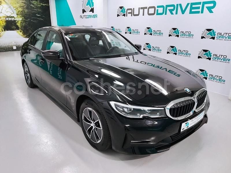 Negro Usado 2021 BMW 320e Advantage Berlina | 26.700 € (Precio justo) - Imagen 1/4