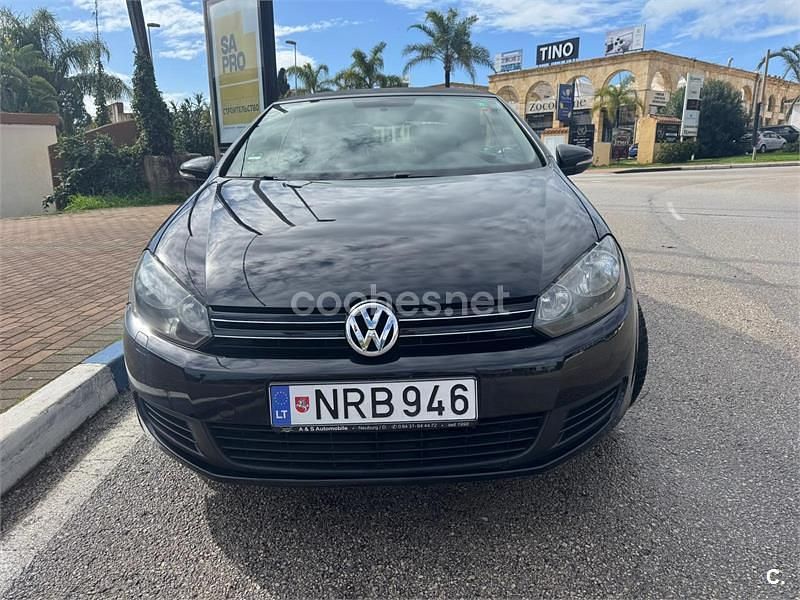 Usado VW Golf Cabriolet 105 CV (77 kW) 2012 Negro Descapotable