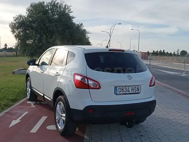Usado Nissan Qashqai Acenta 110 CV (80 kW) 2013 Blanco SUV