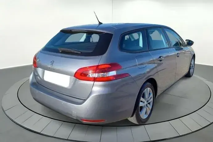 Usado Peugeot 308 SW Active 100 CV (73 kW) 2020 Familiar