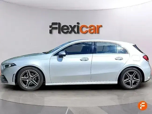 Usado Mercedes A180 109 CV (80 kW) 2018 Gris