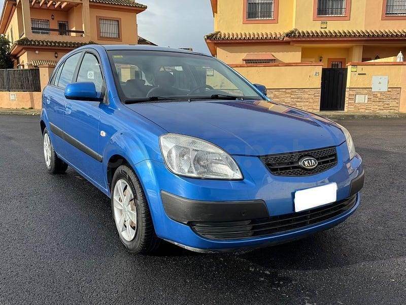 Usado Kia Rio EX 110 CV (80 kW) 2006 Azul Berlina