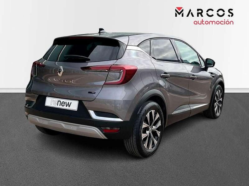 Usado Renault Captur Techno 145 CV (106 kW) 2023 Negro SUV