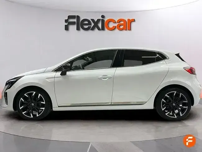 Usado Renault Clio Equilibre 100 CV (73 kW) 2023 Blanco Utilitario