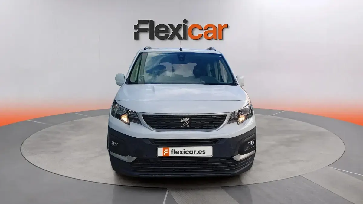 Usado Peugeot Rifter Access 75 CV (55 kW) 2019 Blanco Monovolumen