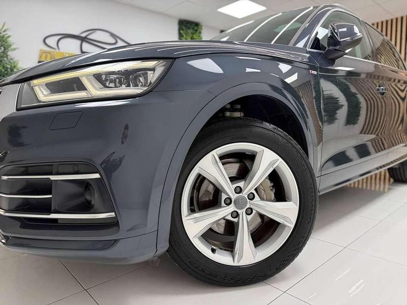 Usado Audi Q5 S-Line 190 CV (139 kW) 2019 Gris SUV