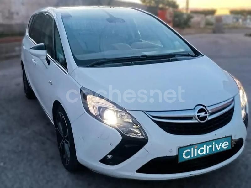 Usado Opel Zafira Excellence 170 CV (125 kW) 2016 Blanco Monovolumen