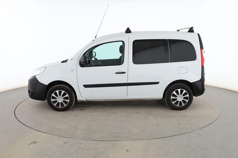 Usado Renault Kangoo 75 CV (55 kW) 2019 Blanco Monovolumen